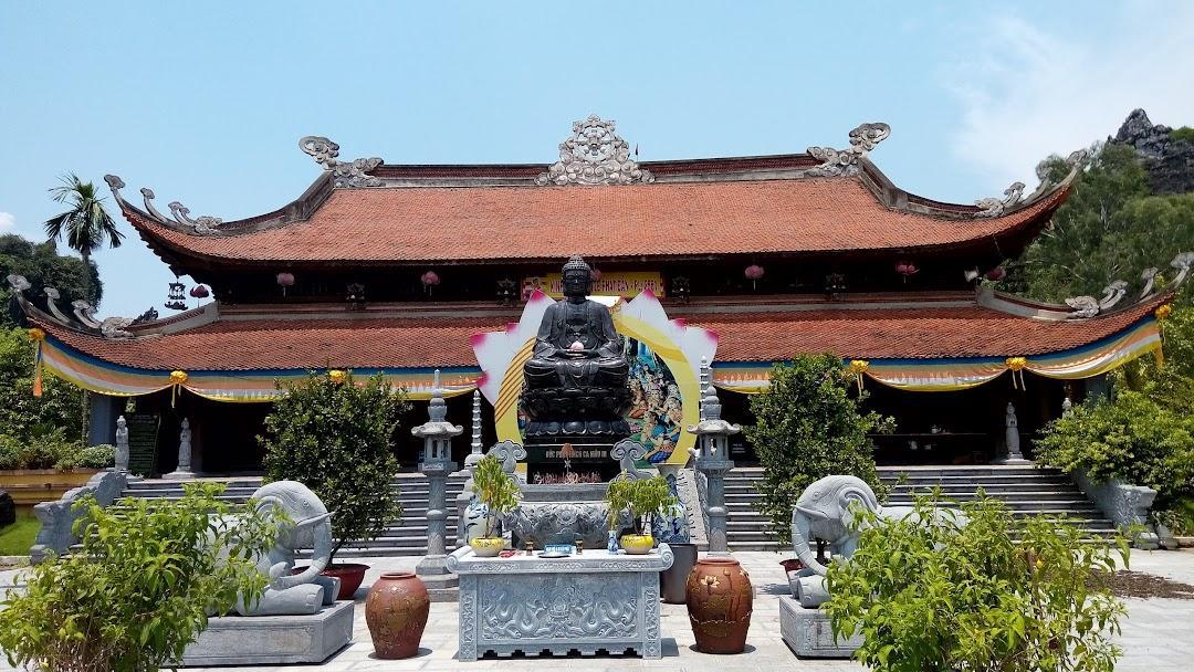 Chùa Hang được biết đến là địa điểm du lịch tâm linh vô cùng nổi tiếng tại Thái Nguyên