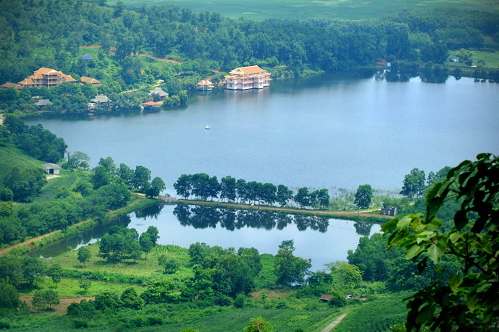 Khu du lịch Hồ Tiên Sa có 120ha rừng phủ xanh