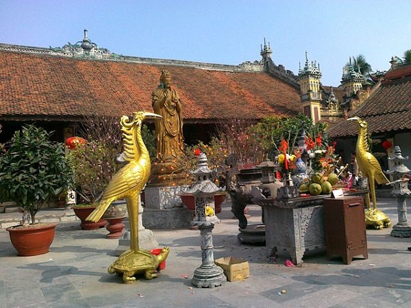 Ngôi chùa sở hữu không gian vườn tượng vô cùng ấn tượng