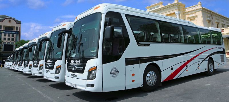 HoaBinhBus cung cấp dịch vụ thuê xe đưa đón nhân viên