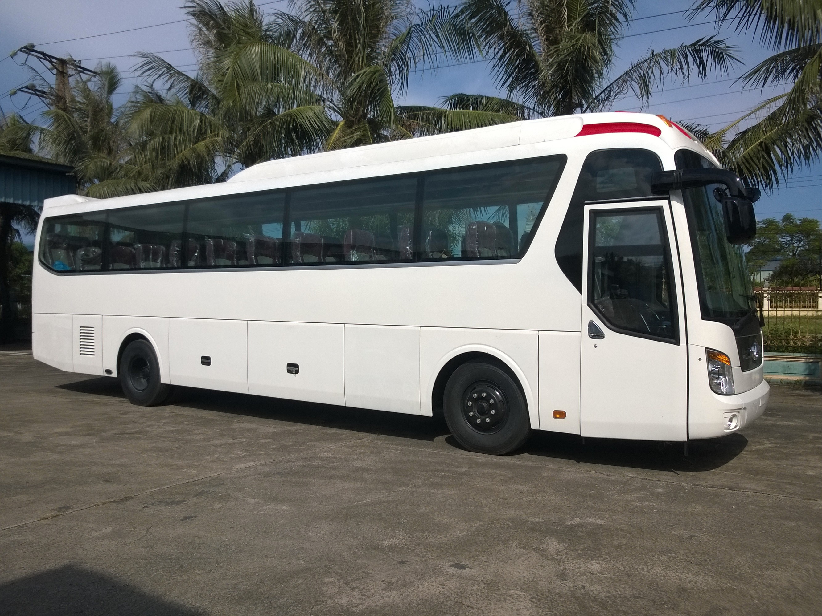 Dịch vụ thuê xe HoaBinhBus uy tín tại Hà Nội