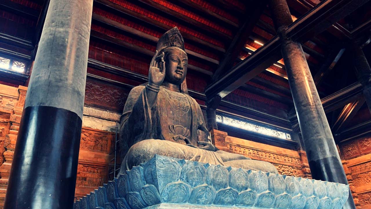 Tượng Quan Âm tại Miếu Quan Âm tại chùa Tam Chúc