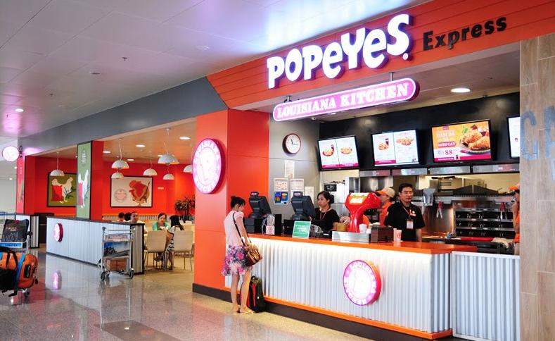 Hình ảnh cửa hàng đồ ăn Popeyes tại sân bay Nội Bài
