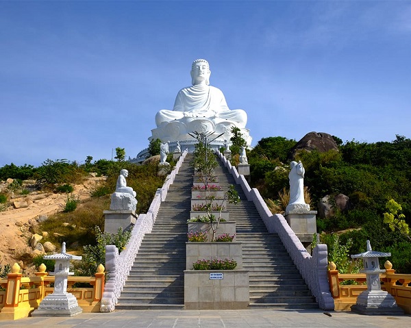 Ngôi chùa sở hữu bức tượng Phật cao nhất Đông Nam Á