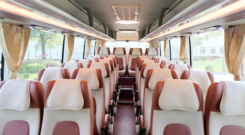 Xe 29 chỗ tại HoaBinhBus với nội thất hiện đại, sang trọng đáp ứng mọi nhu cầu của hành khách