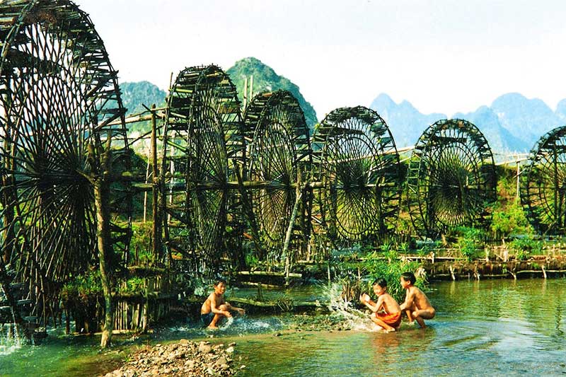 Khu bảo tồn thiên nhiên Pù Luông thu hút nhiều khách tham quan