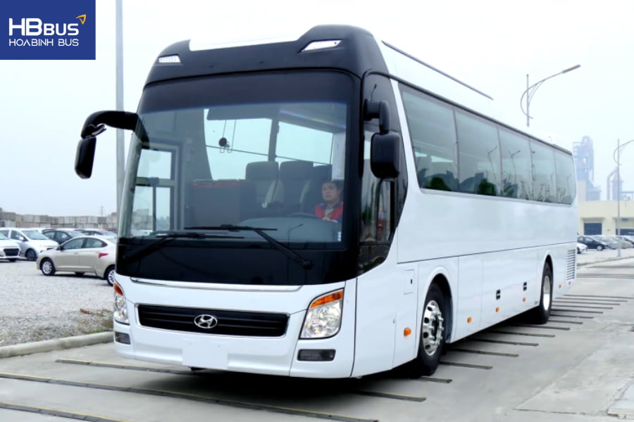 Xe Hyundai Universe 45 chỗ 